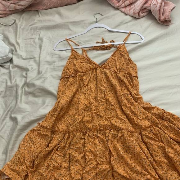flowy burnt orange flower patterned dress - Picture 3 of 5